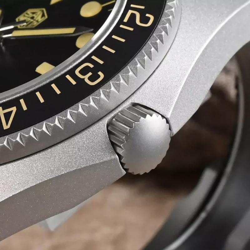 San Martin Automatic Dive Watch with Black Dial