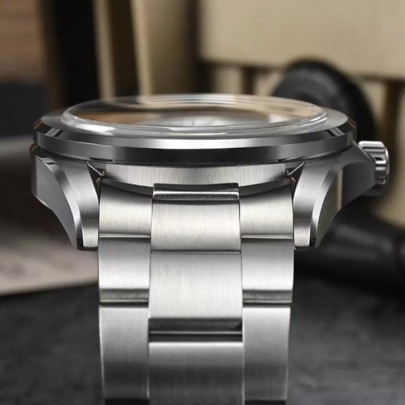 San Martin 39mm Automatic Watch with Red Desert Dial