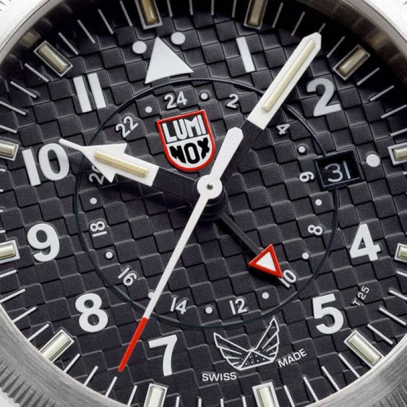 Luminox VOLITION AMERICA 'Flight Force' Pilot Watch