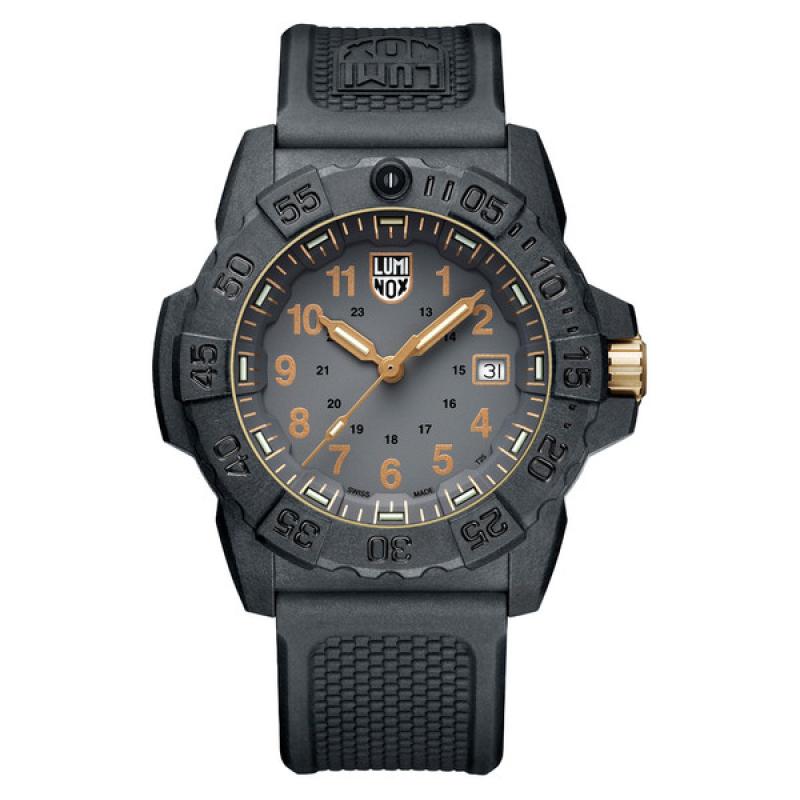 Luminox Navy SEAL 3500 Tritium Dive Watch